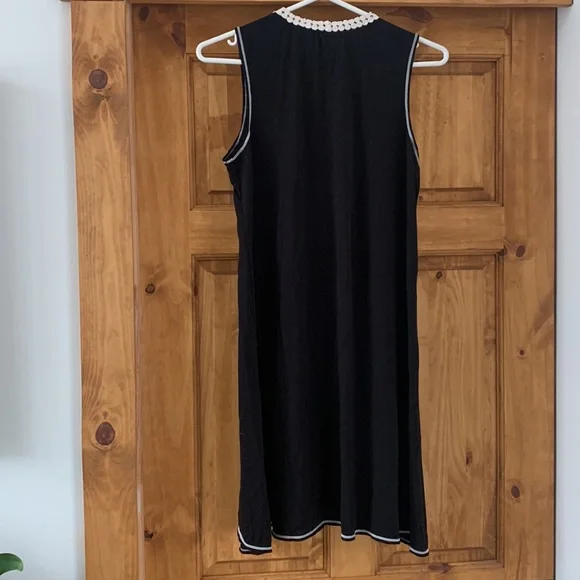 Max Studio boho black dress w/ off-white embroidered collar Size XS - Picture 5 of 5